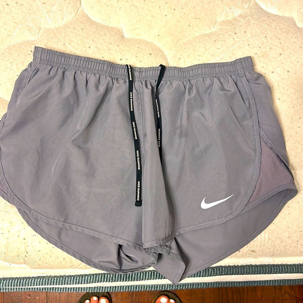 Dri-fit Nike athletic shorts size M!! So cute!!!